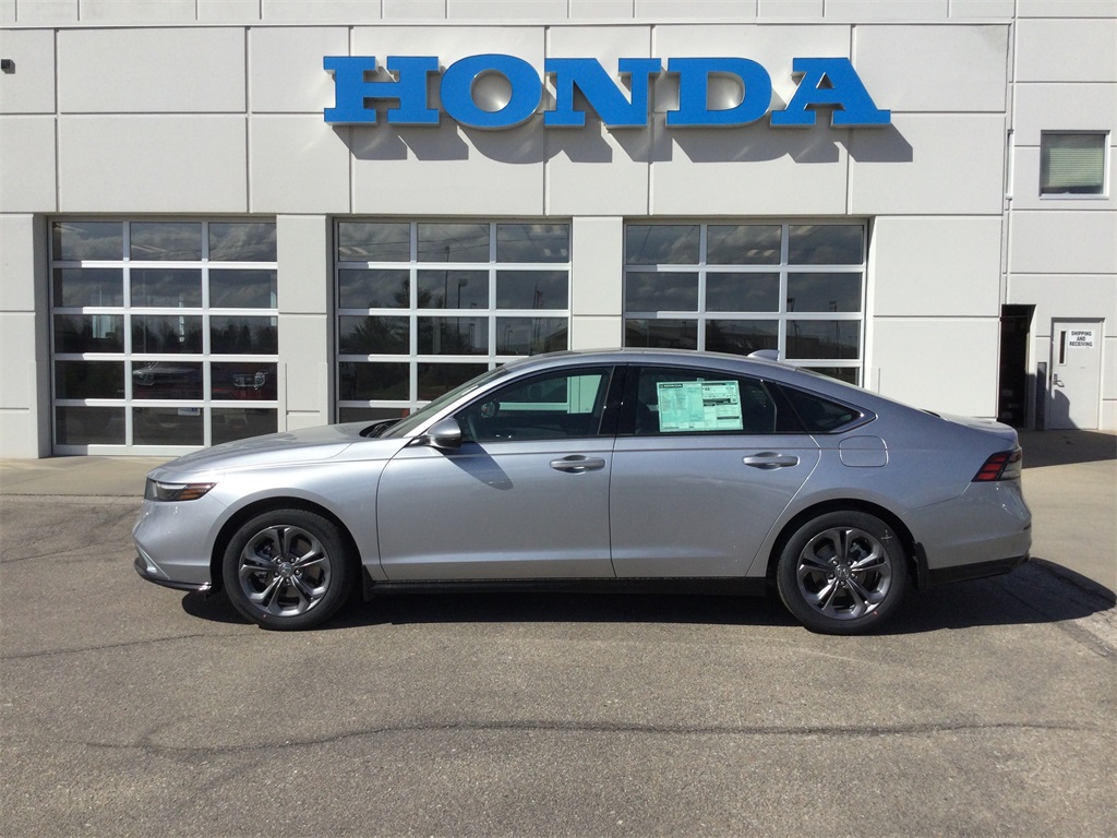2025 Honda Accord Hybrid EX-L photo 7