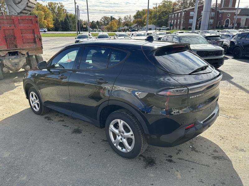 2024 Dodge Hornet GT photo 4