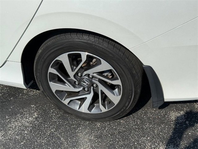 2017 Honda Civic EX photo 4