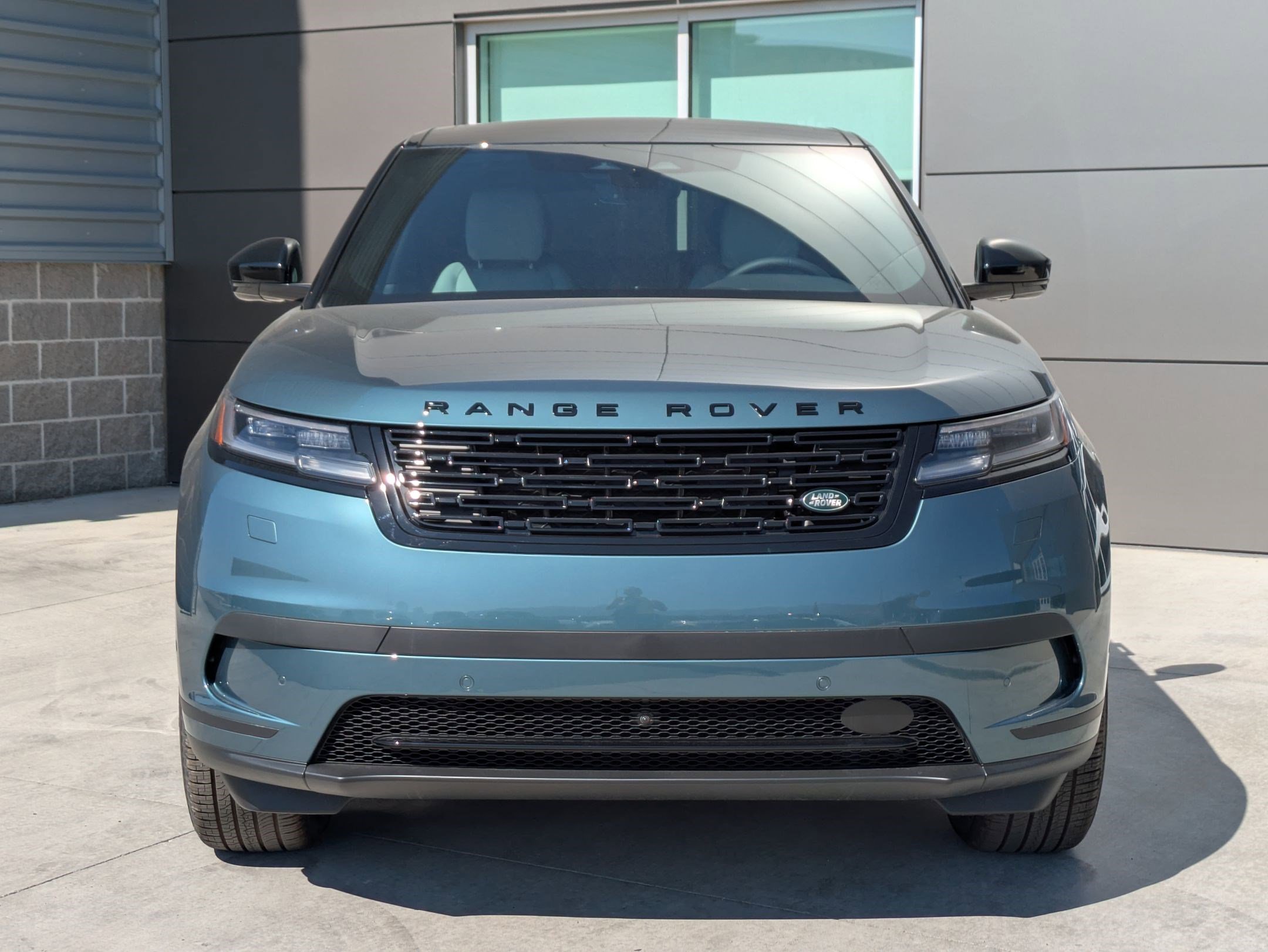 2026 Land Rover Range Rover Velar S photo 2