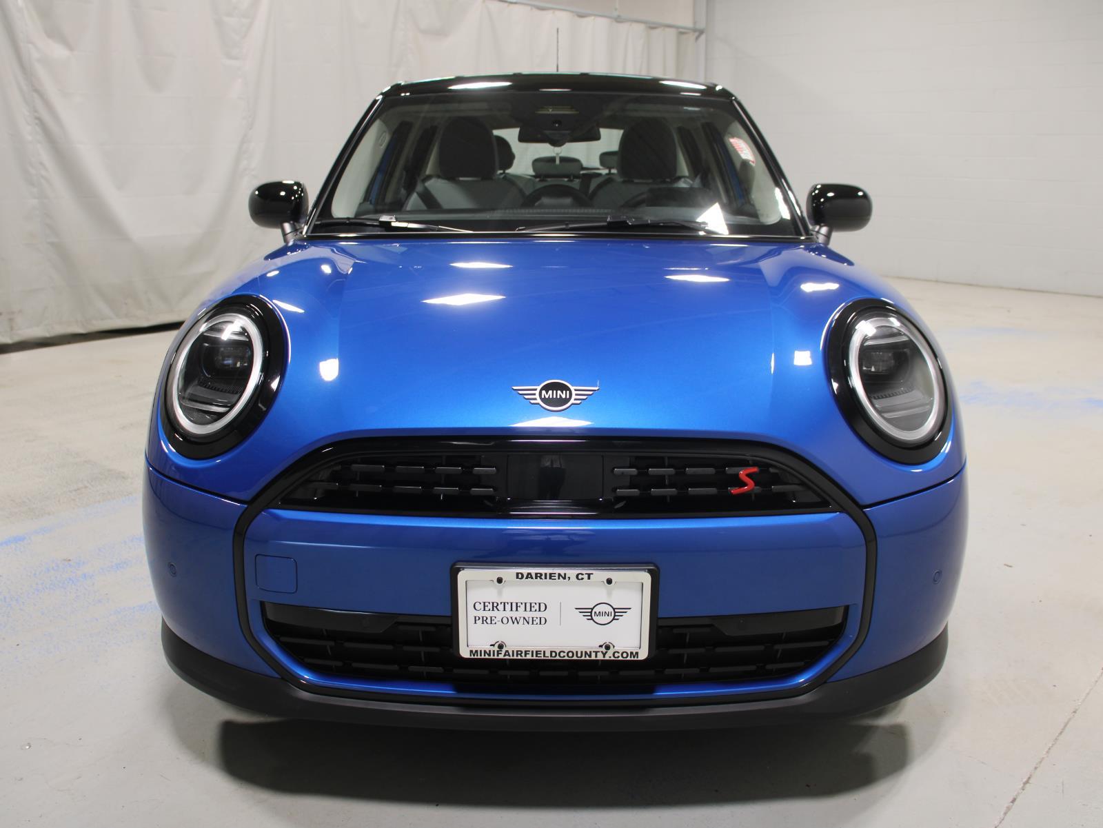 2025 Mini Cooper 4 Door Hardtop S photo 3