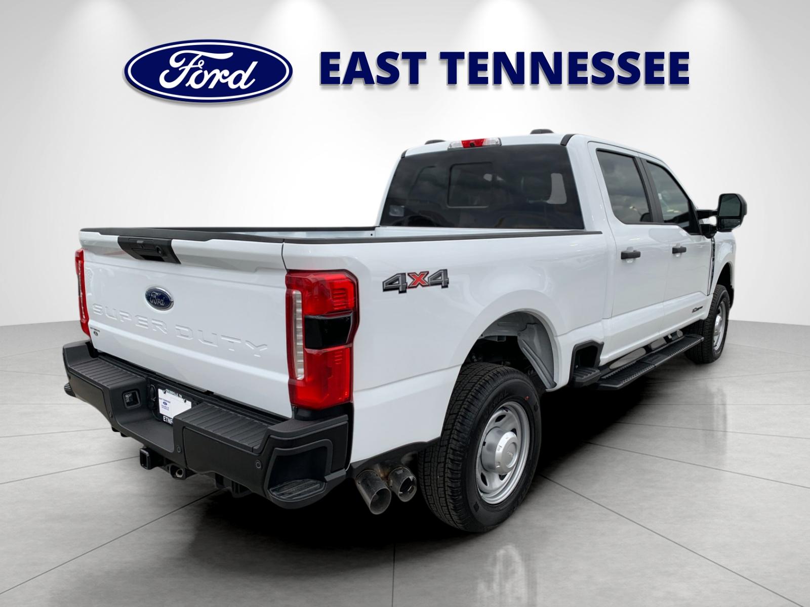 2026 Ford F-350 photo 2