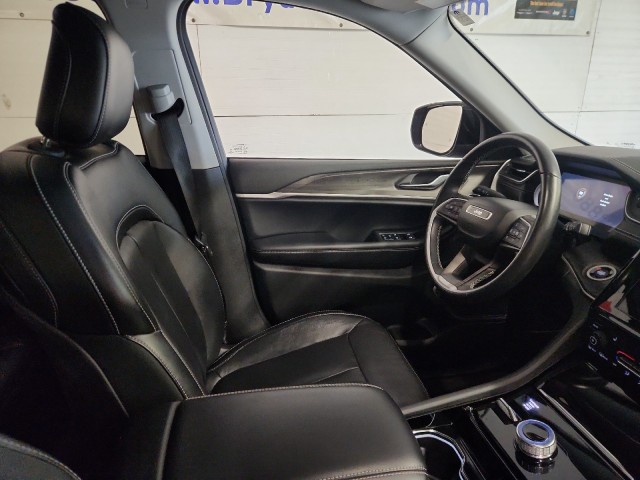 2021 Jeep Grand Cherokee Limited photo 11