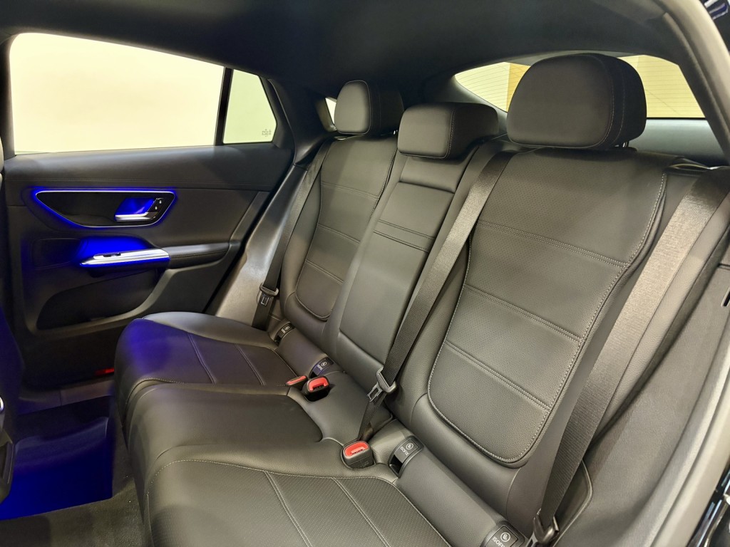 2026 Mercedes Benz GLC 300 4MATIC photo 13