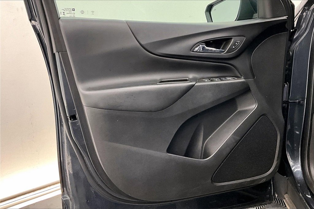 2023 Chevrolet Equinox LT photo 23