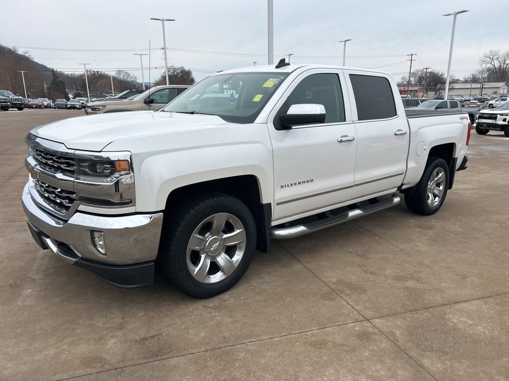 Used 2017 Chevrolet Silverado 1500 LTZ with VIN 3GCUKSEC7HG300636 for sale in Winona, Minnesota