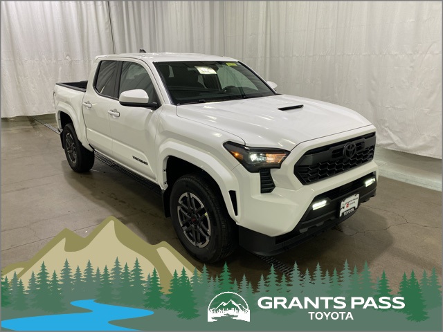 2026 Toyota Tacoma TRD Sport's photo