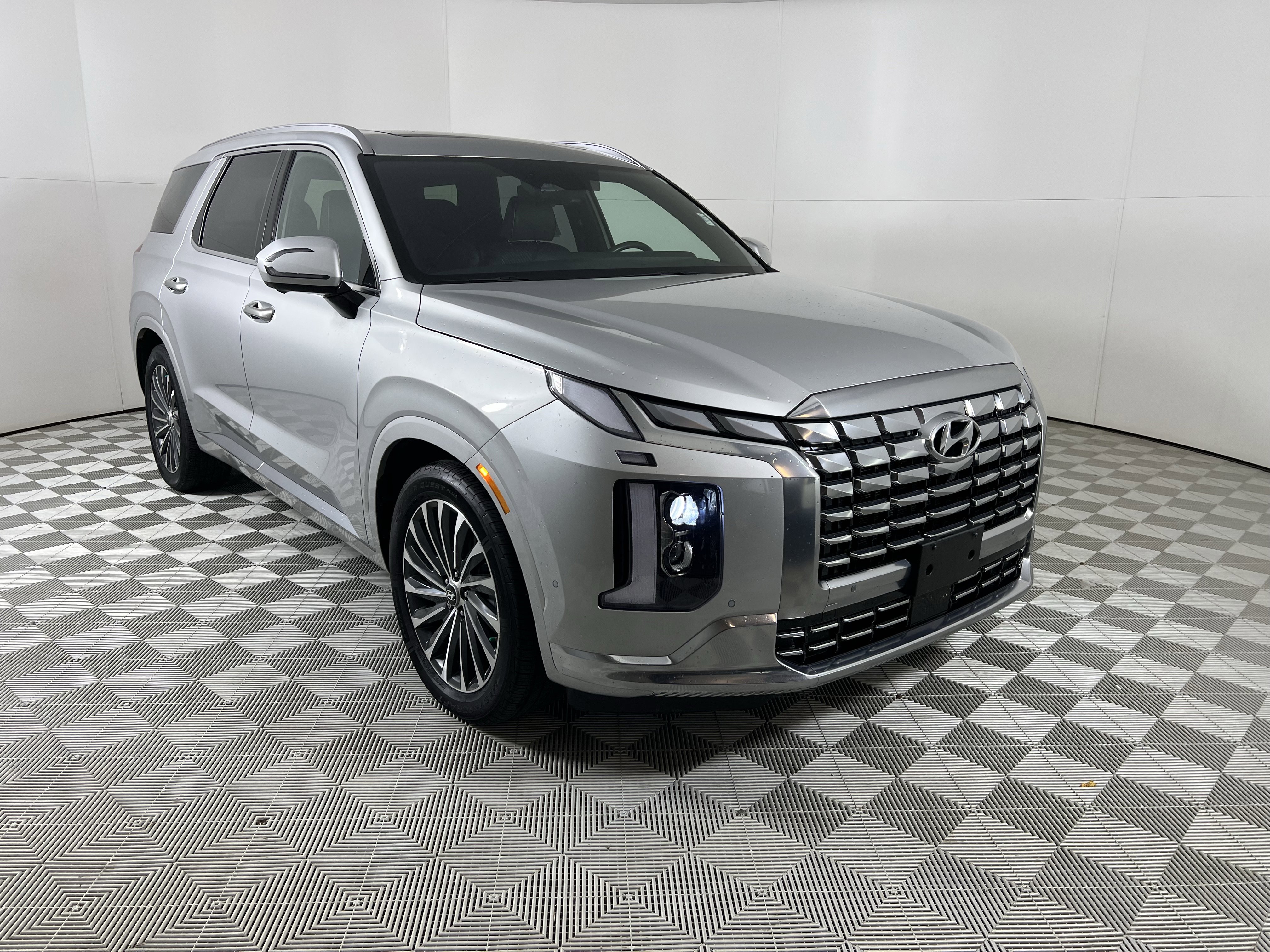 2023 Hyundai Palisade Calligraphy's photo