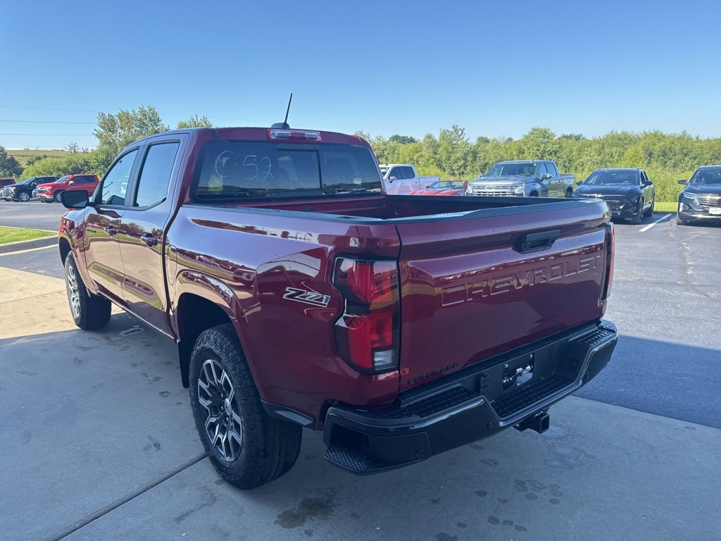 2026 Chevrolet Colorado Z71 photo 3