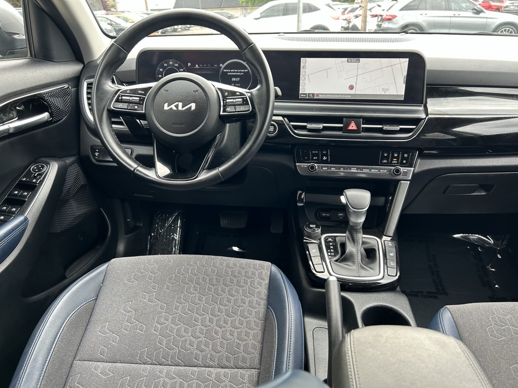 2024 Kia Seltos S photo 21