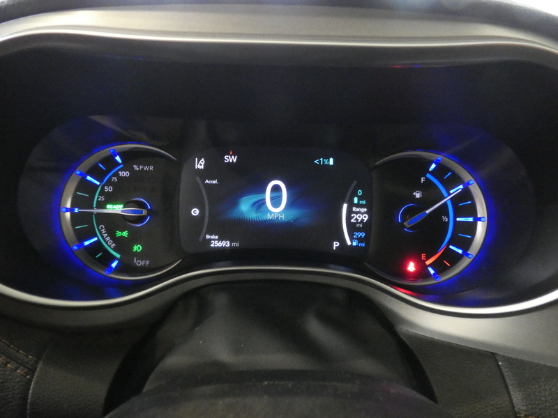 2024 Chrysler Pacifica Pinnacle photo 20