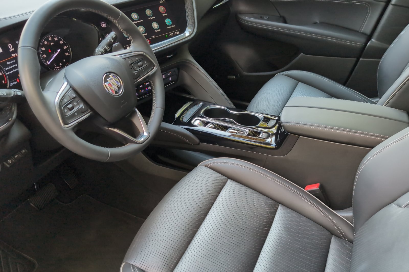 2022 Buick Envision Essence photo 8