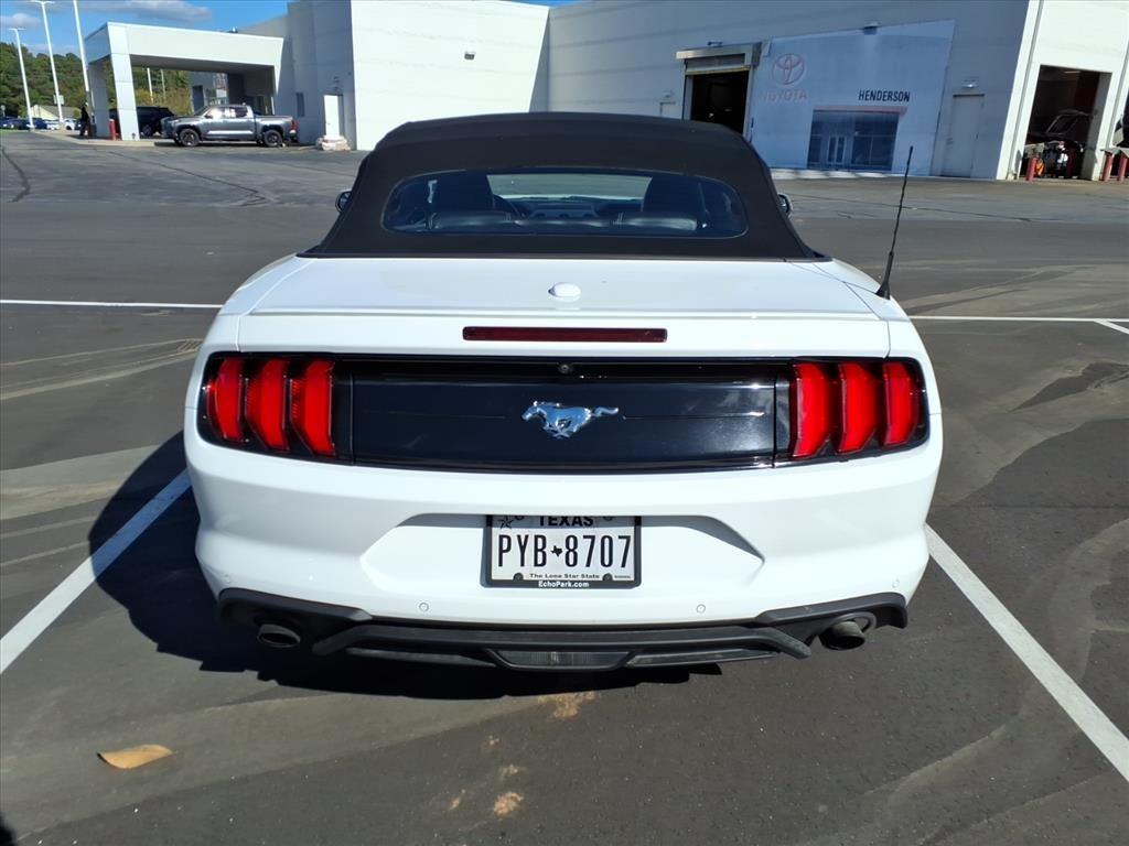 2020 Ford Mustang EcoBoost Premium photo 4