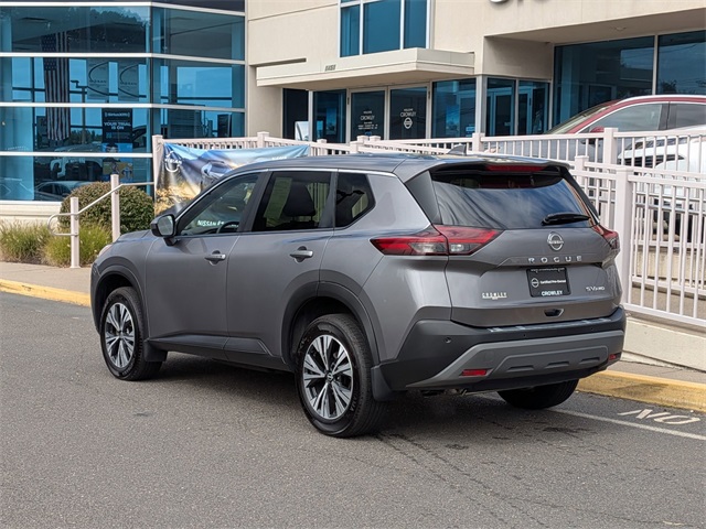 2023 Nissan Rogue SV photo 3