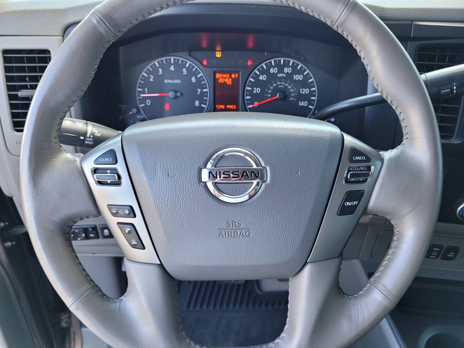 2016 Nissan NV3500 photo 15