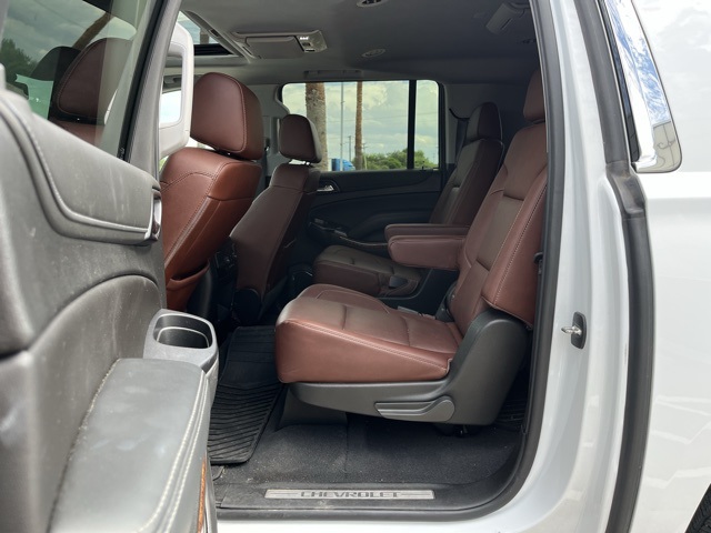 2019 Chevrolet Suburban Premier photo 11