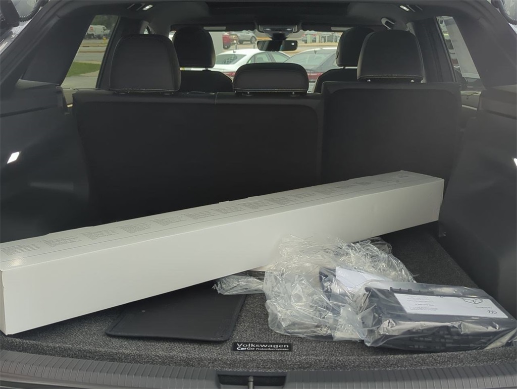 2026 Volkswagen Atlas Cross Sport SEL R-Line photo 15