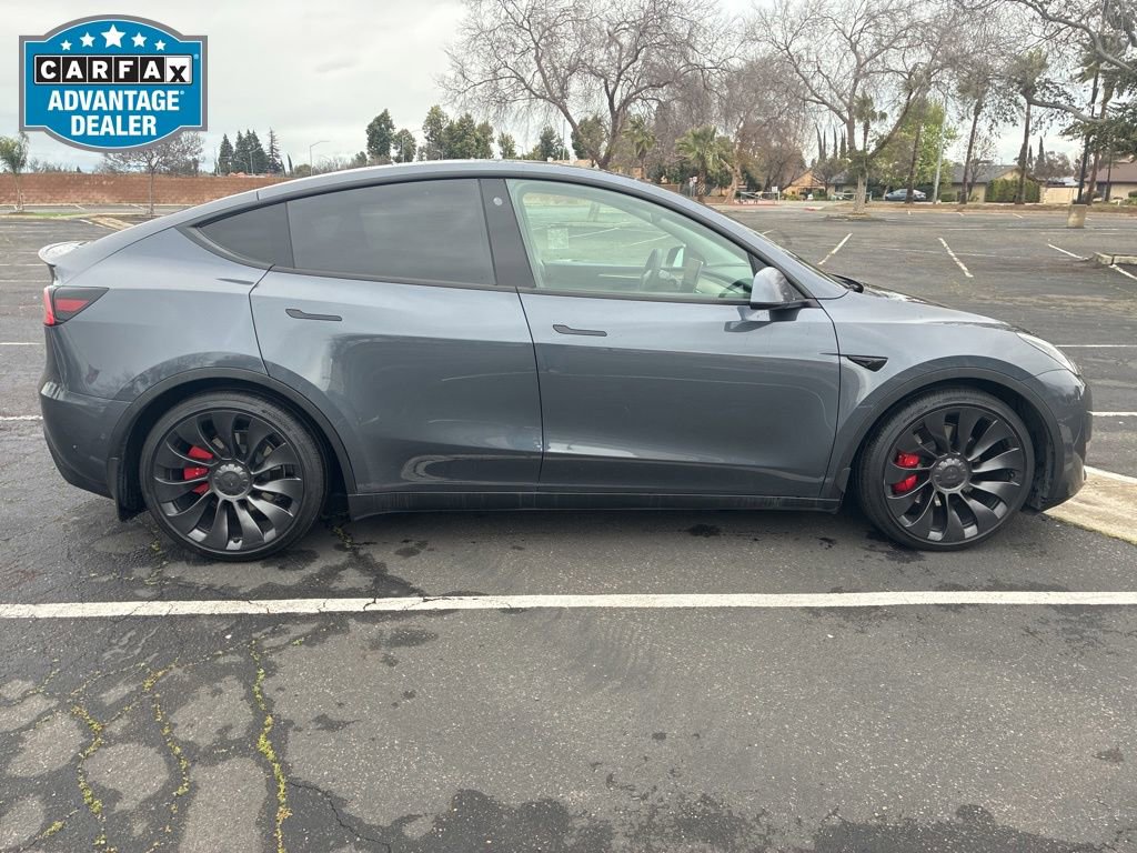 Used 2022 Tesla Model Y Performance with VIN 7SAYGDEF7NF574383 for sale in Clovis, CA