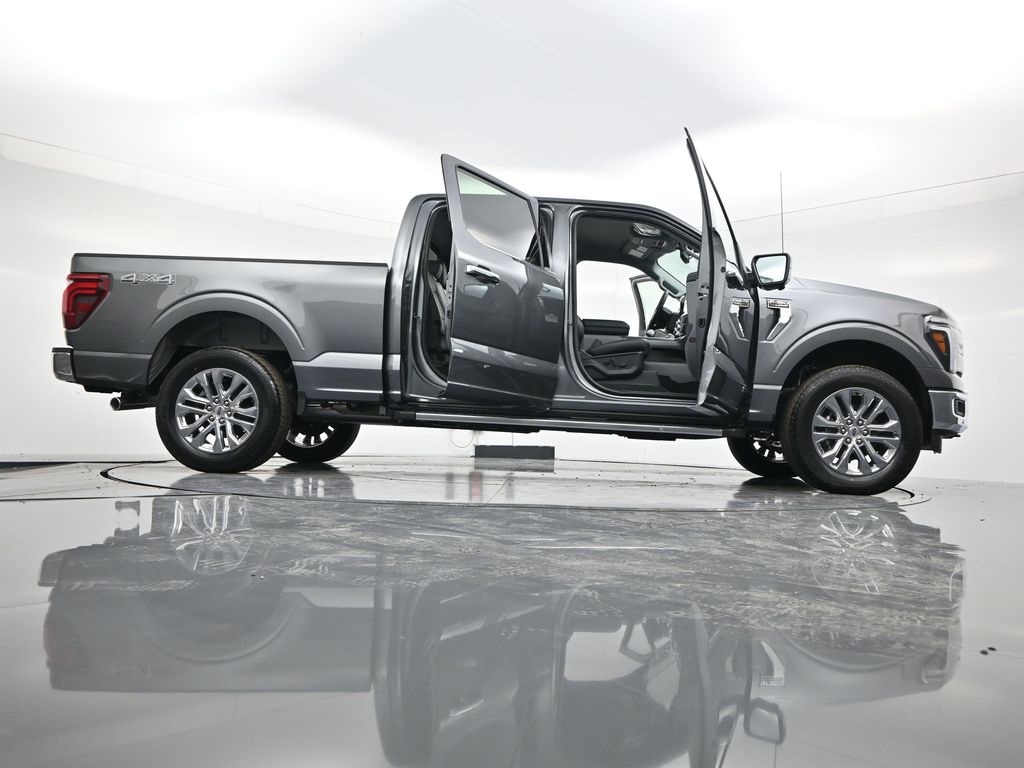 2025 Ford F-150 Lariat photo 36