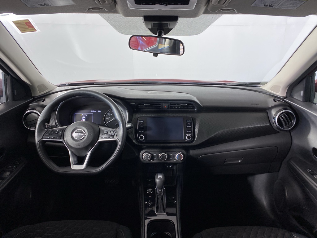 2023 Nissan Kicks SV photo 2