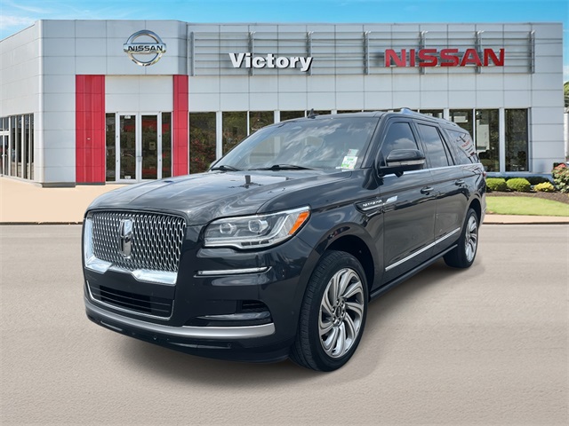 2022 Lincoln Navigator L Reserve photo 7