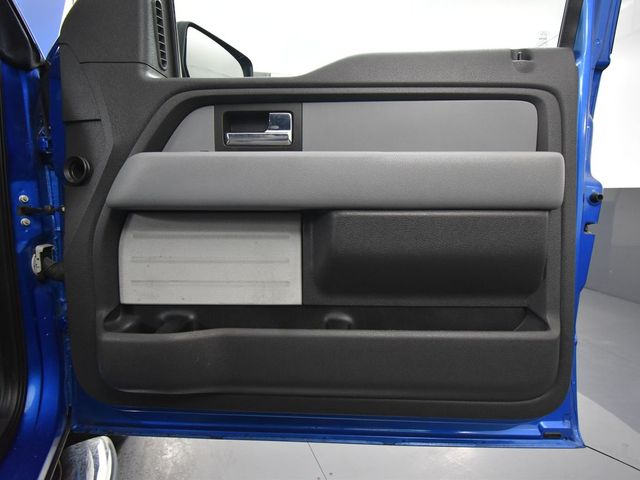 2013 Ford F-150 STX photo 32
