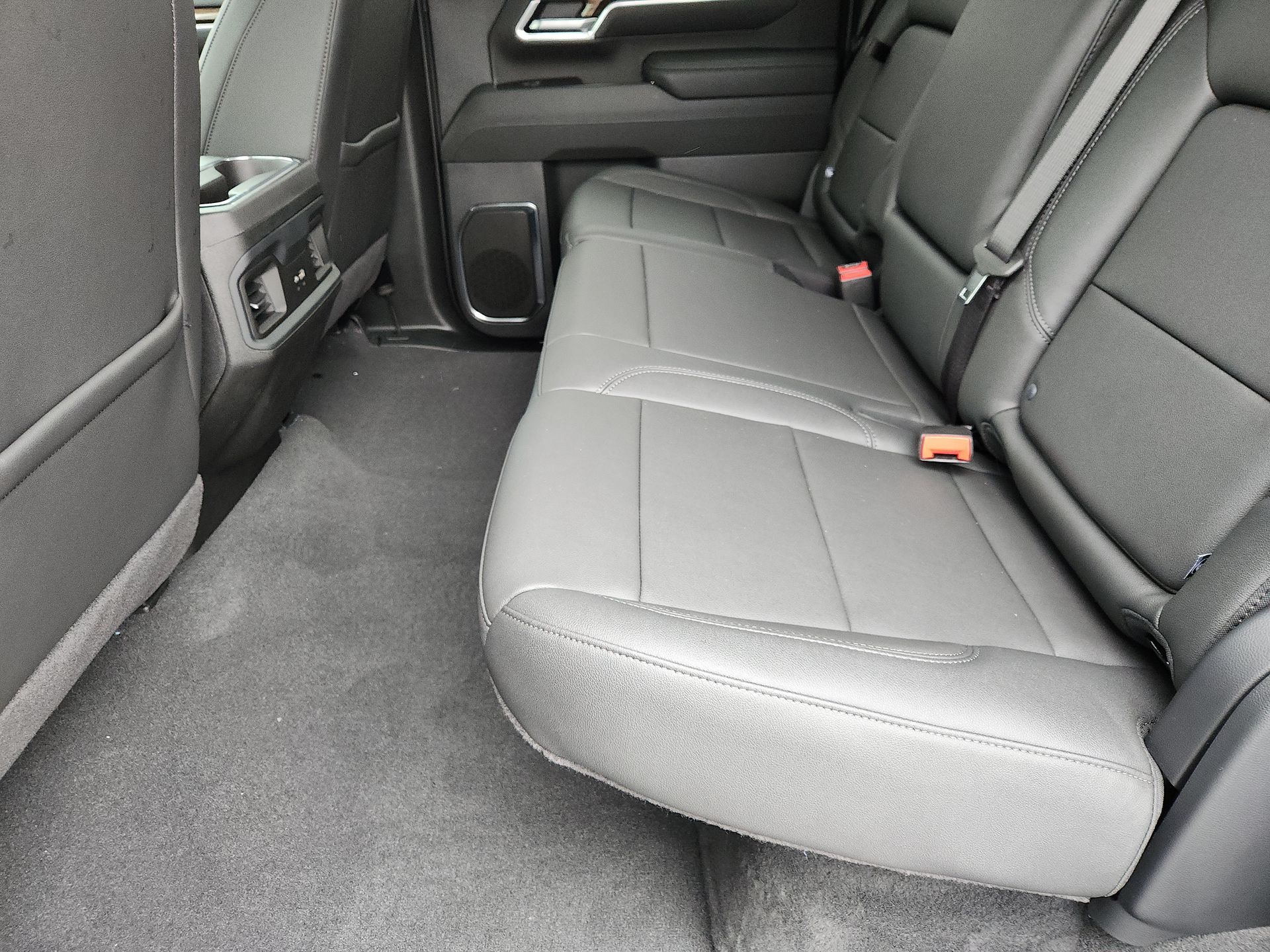 2025 Chevrolet Silverado 2500HD LT photo 23