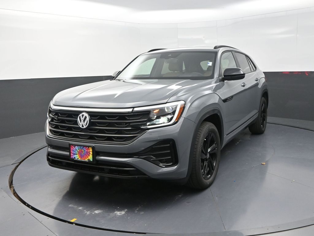 2025 Volkswagen Atlas Cross Sport SEL R-Line photo 2