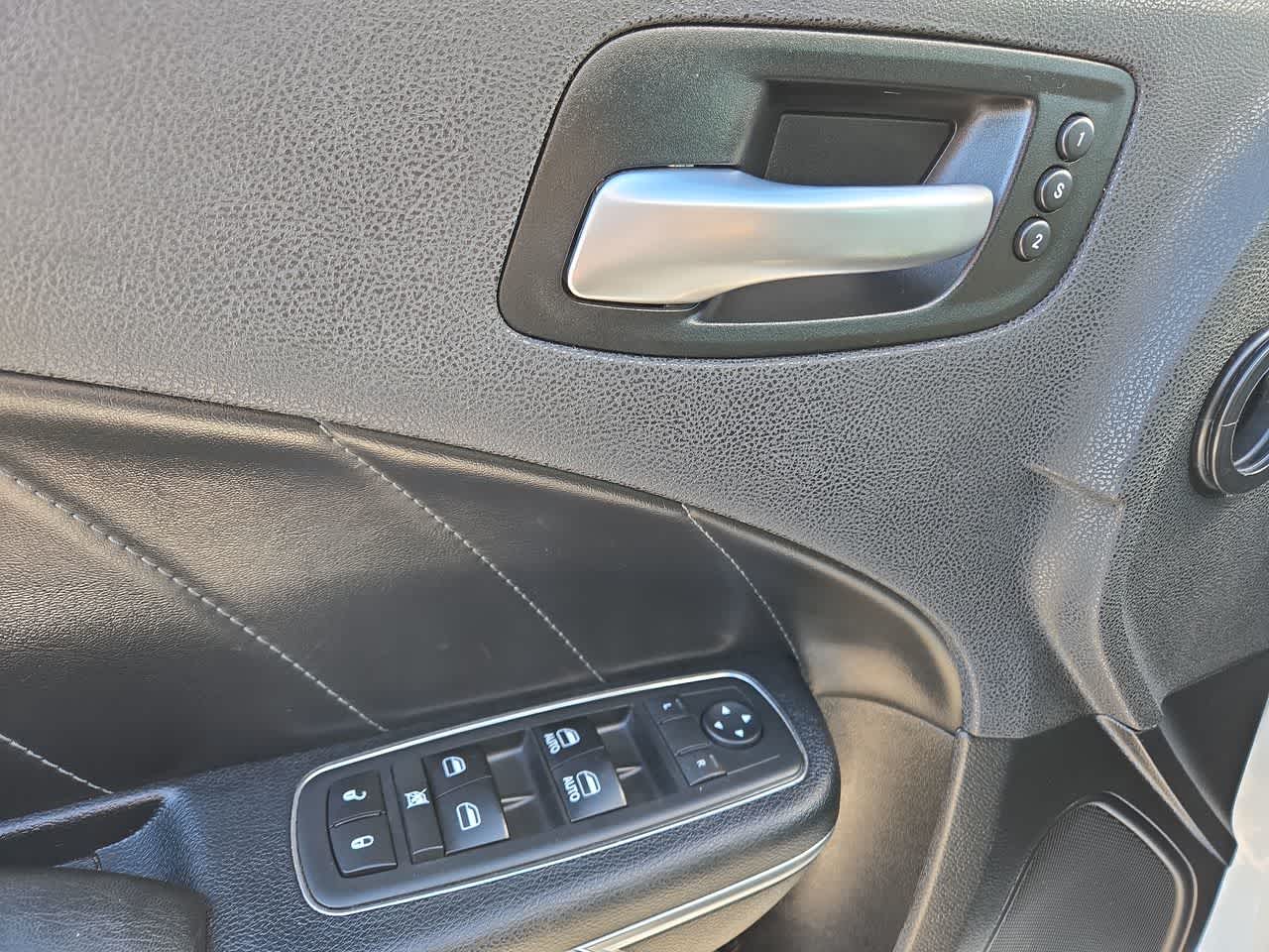 2018 Dodge Charger GT photo 3