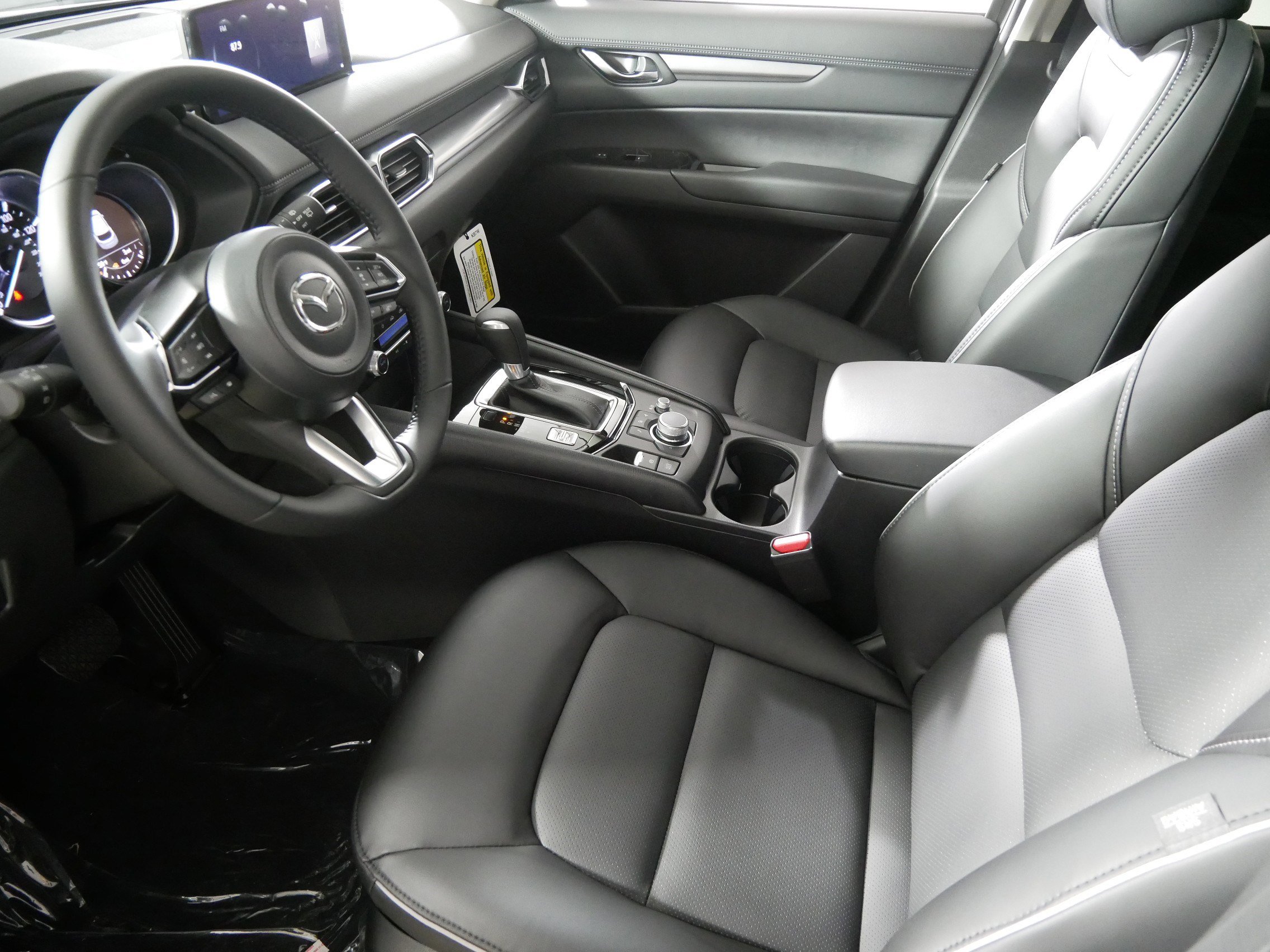 2025 Mazda CX-5 2.5 Select photo 3