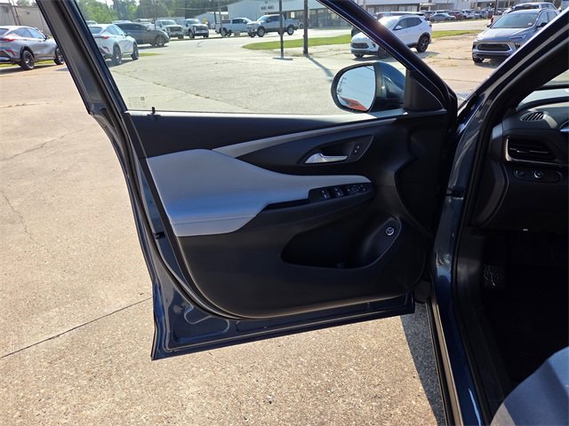 2025 Buick Envista Preferred photo 12
