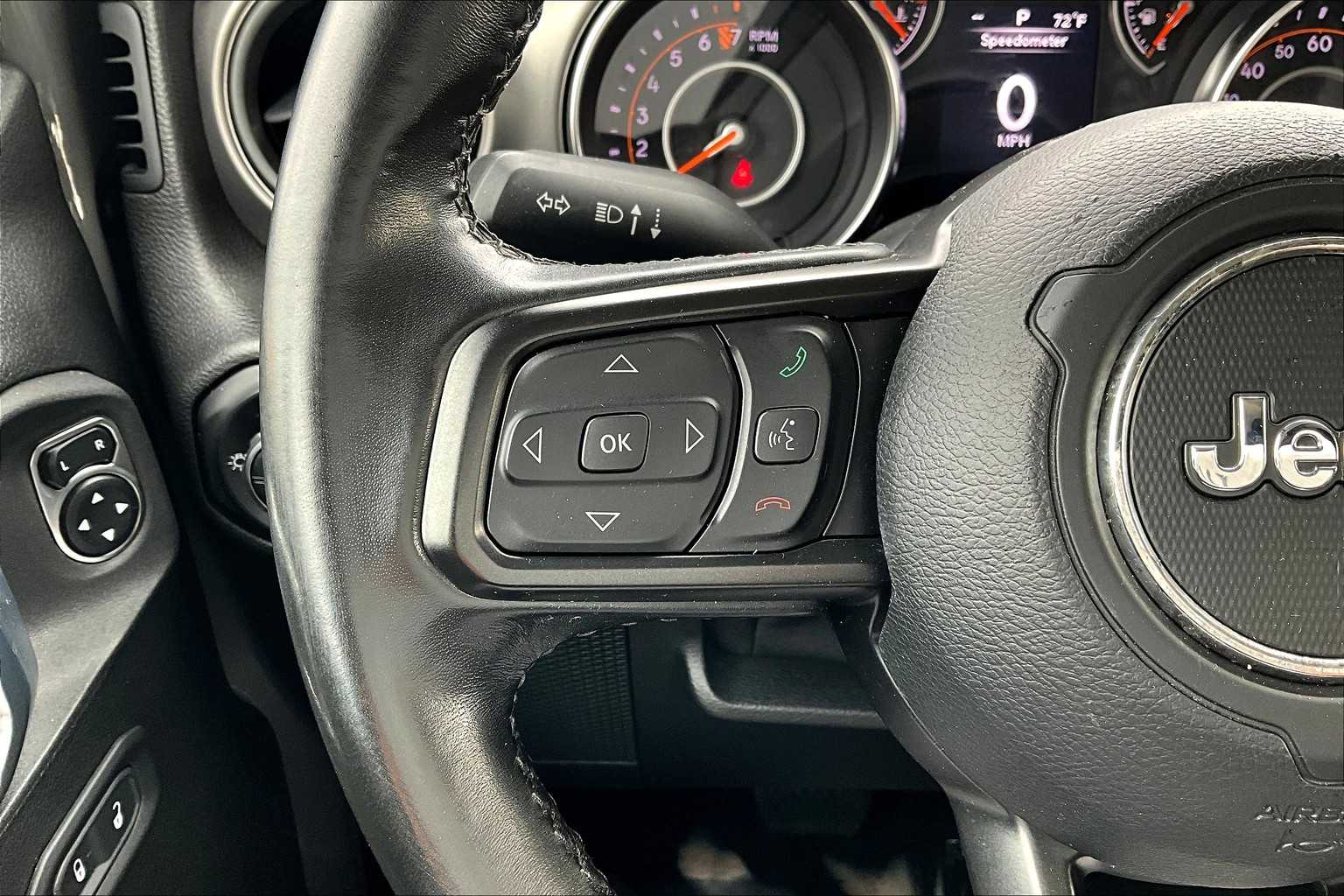 2021 Jeep Gladiator Willys photo 23
