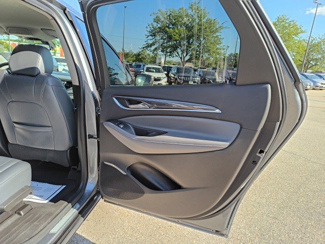 2019 Buick Enclave Essence photo 12