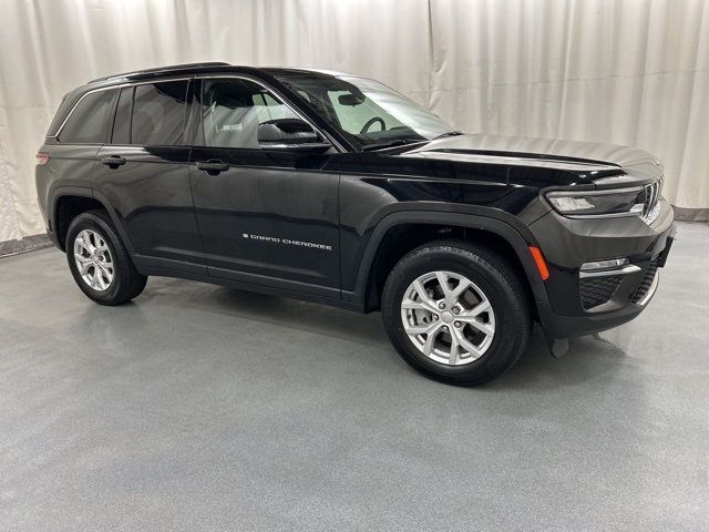 2023 Jeep Grand Cherokee Limited's photo