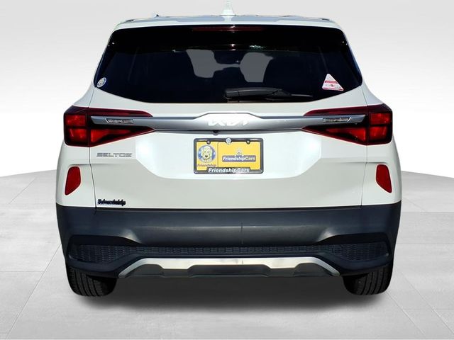 2022 Kia Seltos LX photo 5
