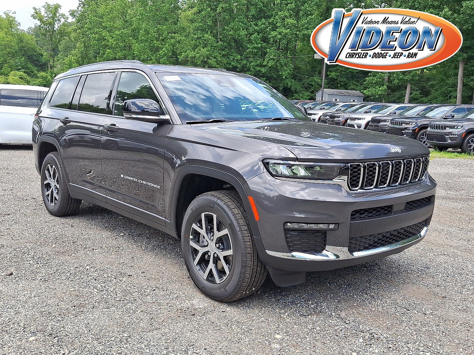 2025 Jeep Grand Cherokee L Limited's photo