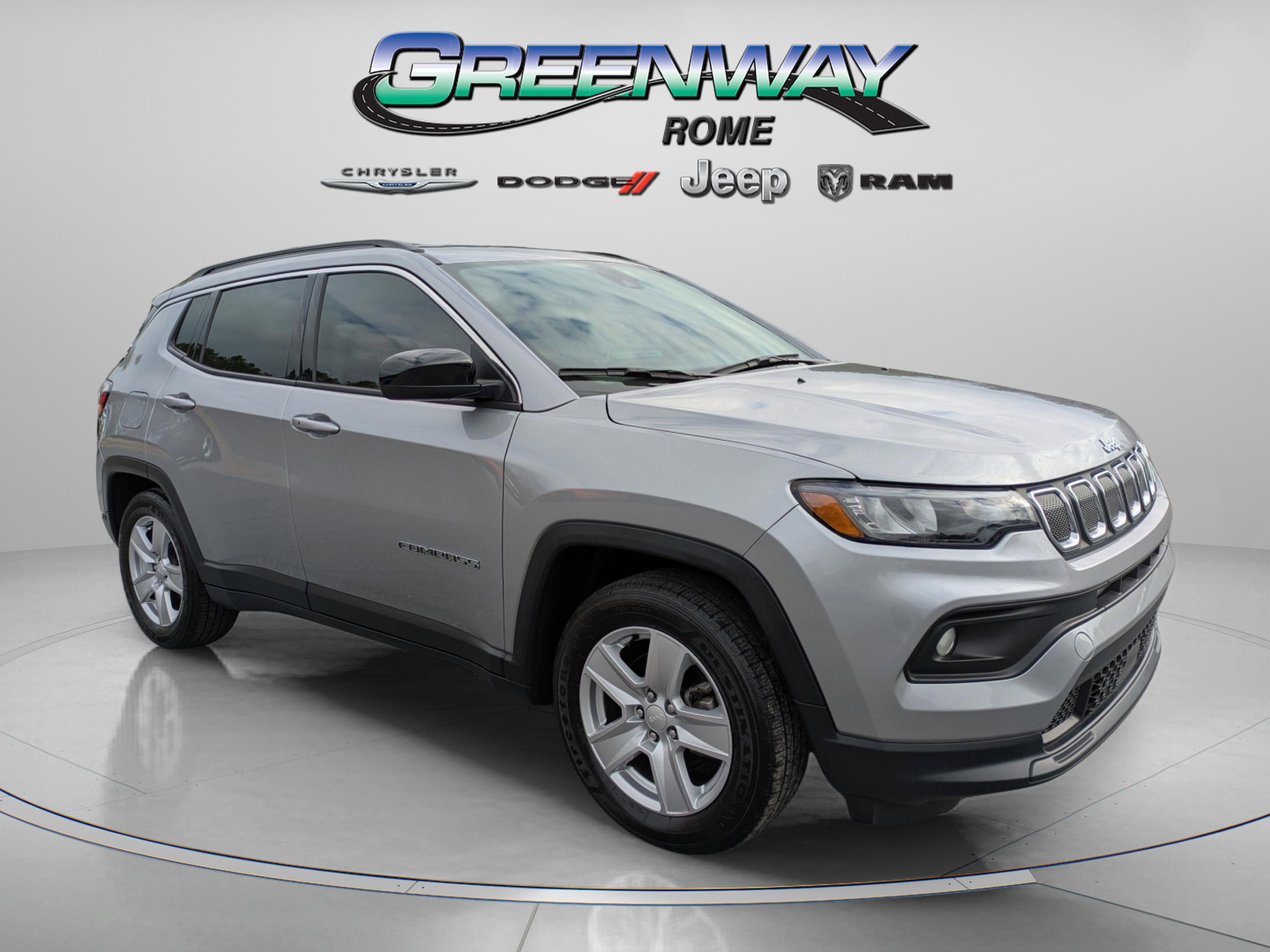 2022 Jeep Compass Latitude's photo