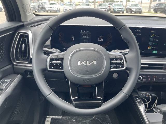 2025 Kia Sorento S photo 5