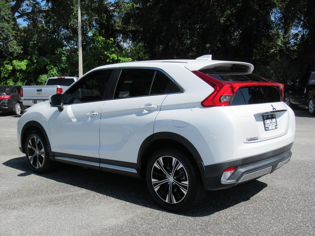 2020 Mitsubishi Eclipse Cross SEL photo 3