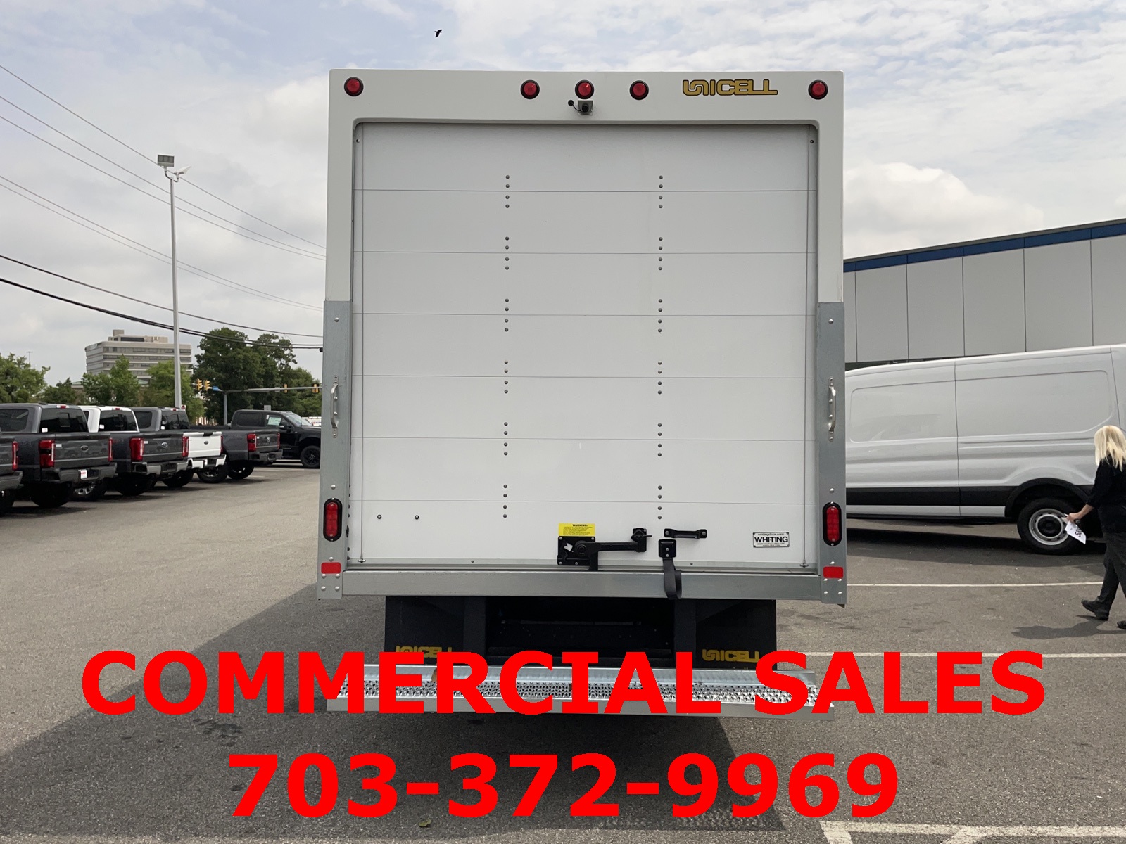 2025 Ford E-350 photo 4