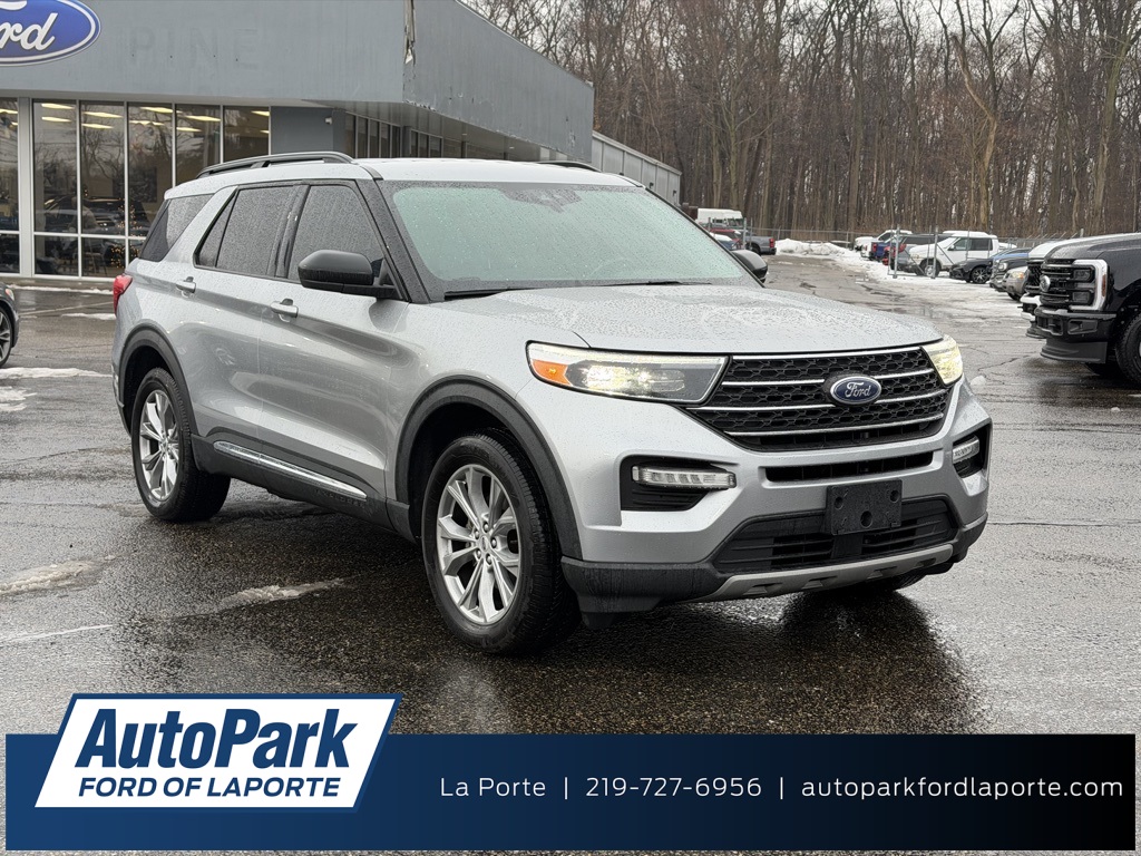 2022 Ford Explorer XLT's photo