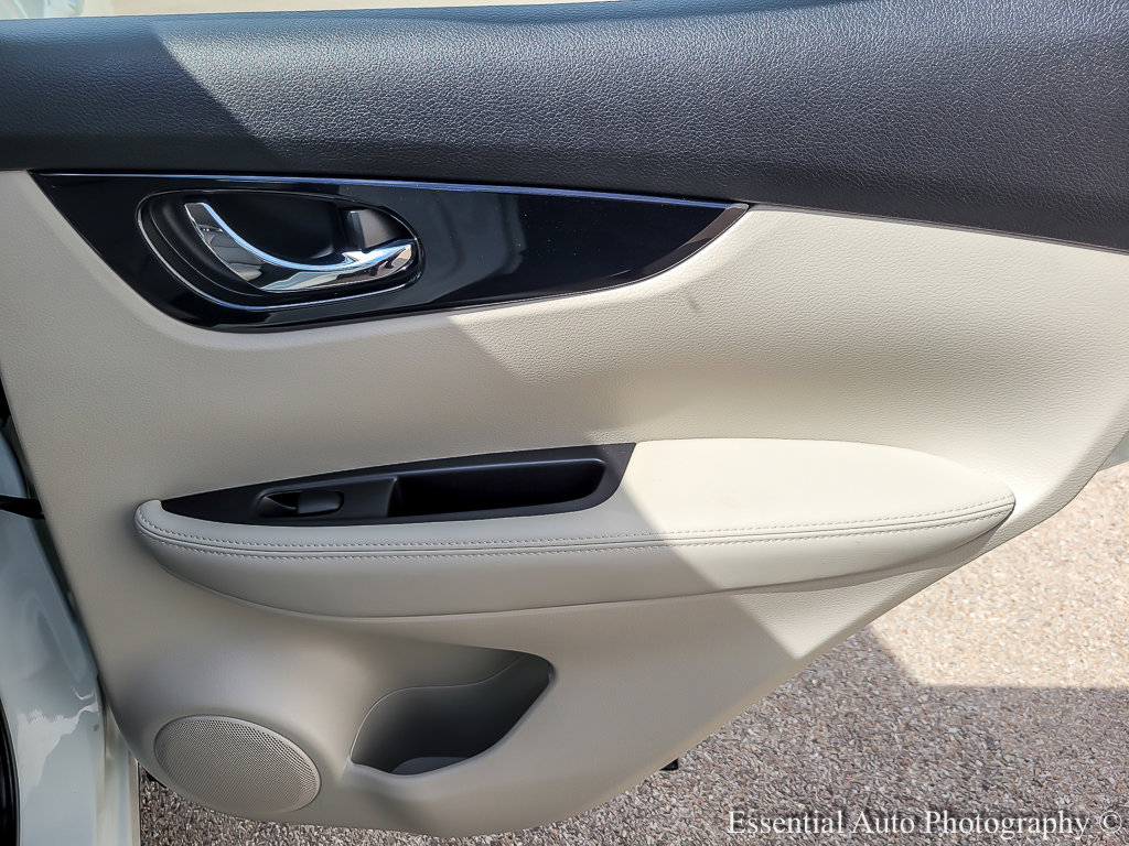 2021 NISSAN ROGUE SPORT - Image 20