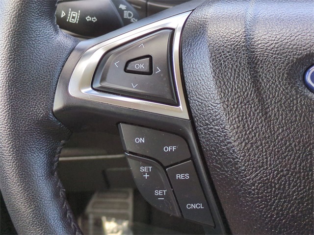 2023 Ford Edge SEL photo 22