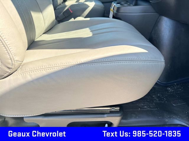 2024 Chevrolet Express Cargo 2500 photo 25