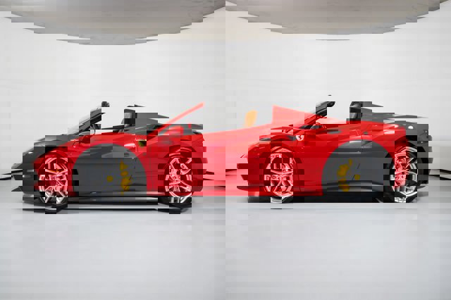 2017 Ferrari 488 Spider photo 2