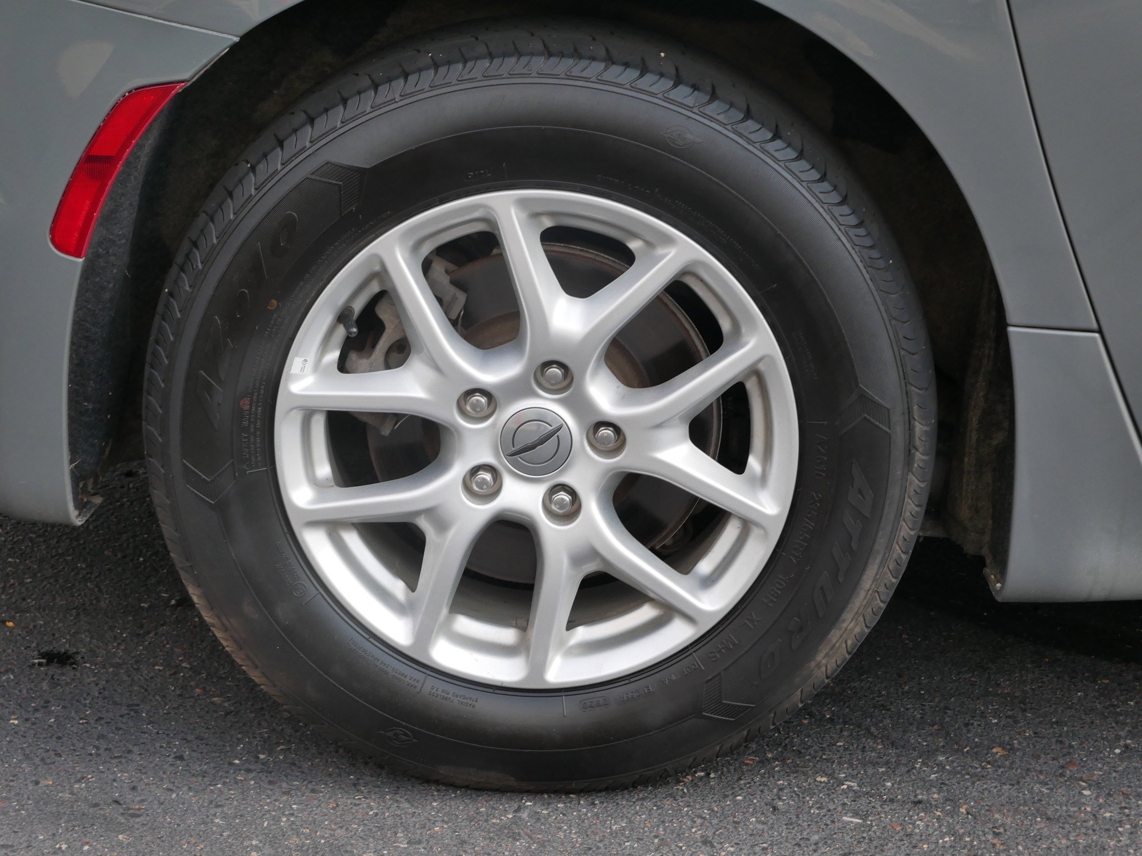 2021 Chrysler Pacifica Touring L photo 6