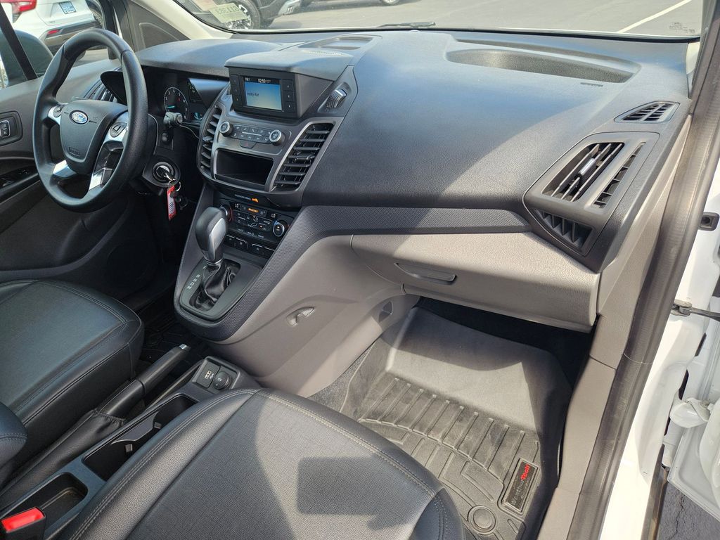 2022 Ford Transit Connect XL Wagon photo 26