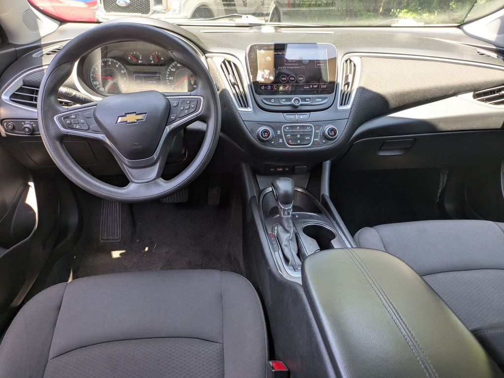 2022 Chevrolet Malibu 1LT photo 21