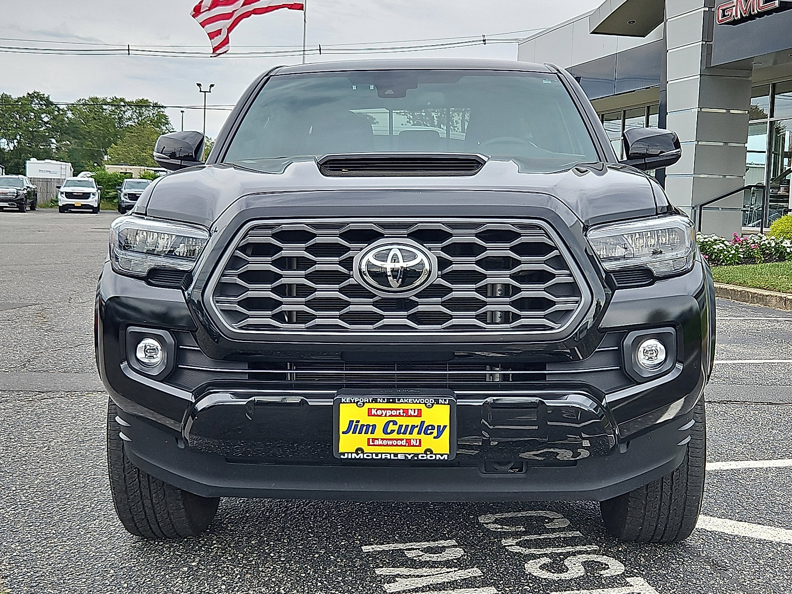 2023 Toyota Tacoma SR photo 3
