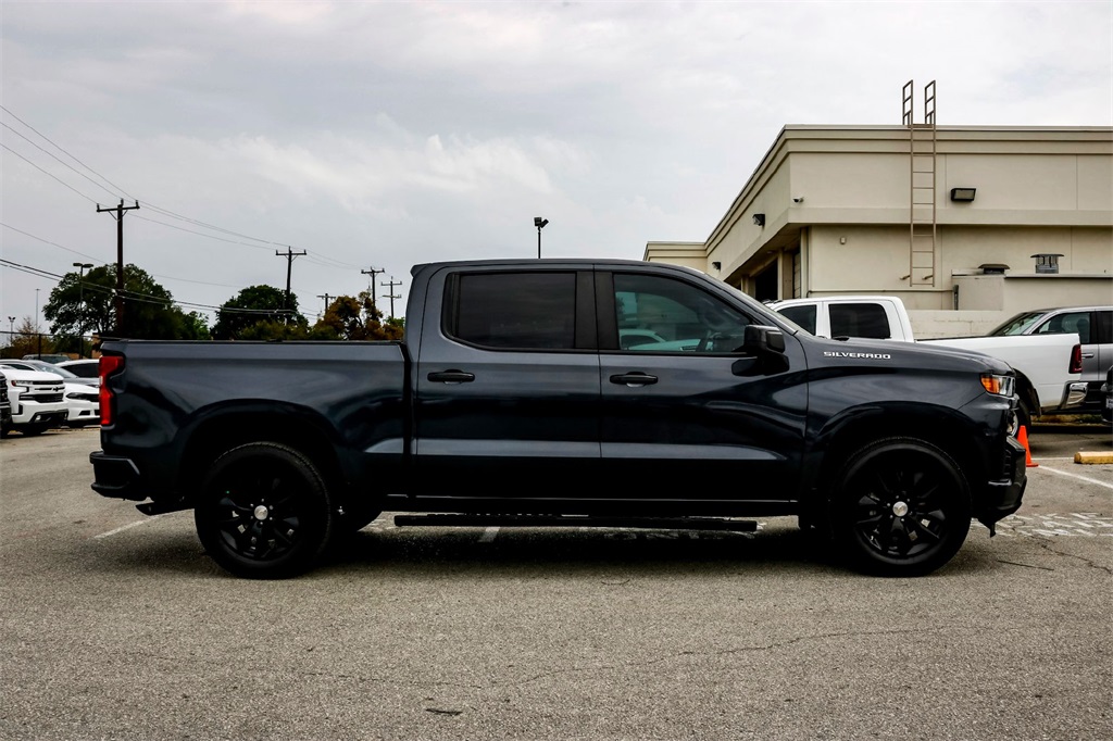 2022 Chevrolet Silverado 1500 Custom photo 3